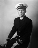 JPA100082M
Digitally restored vector portrait of John F. Kennedy dressed in his navy uniform.