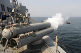 STK104810M
An Mk-46 recoverable exercise torpedo is launched aboard USS Truxtun.