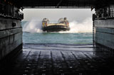 STK105200M
A landing craft air cushion prepares to enter the well deck of USS Pearl Harbor.