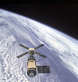 STK200054S
An overhead view of the Skylab Orbital Workshop in Earth orbit.