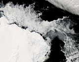 STK202134S
Sea ice in the Southern Ocean.